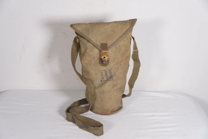 Gasmaske T.35 Größe III -REI WW 2