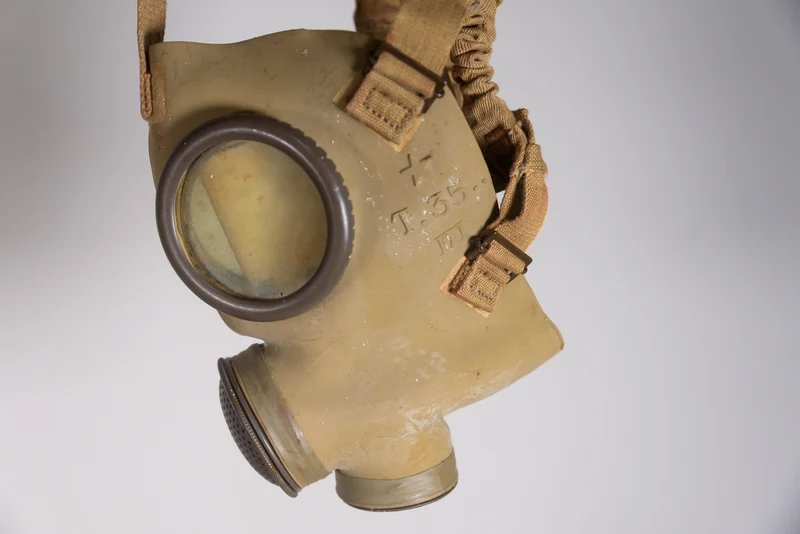 Gasmaske T.35 Größe III -REI WW 2