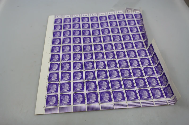 Nr. 100 Adolf Hitler-Briefmarken