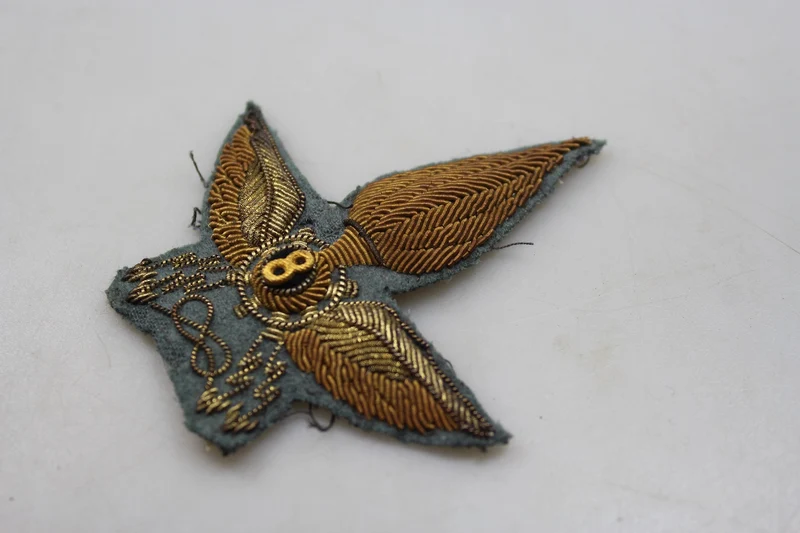 WW2 REI Officer Autieri Cap Emblem