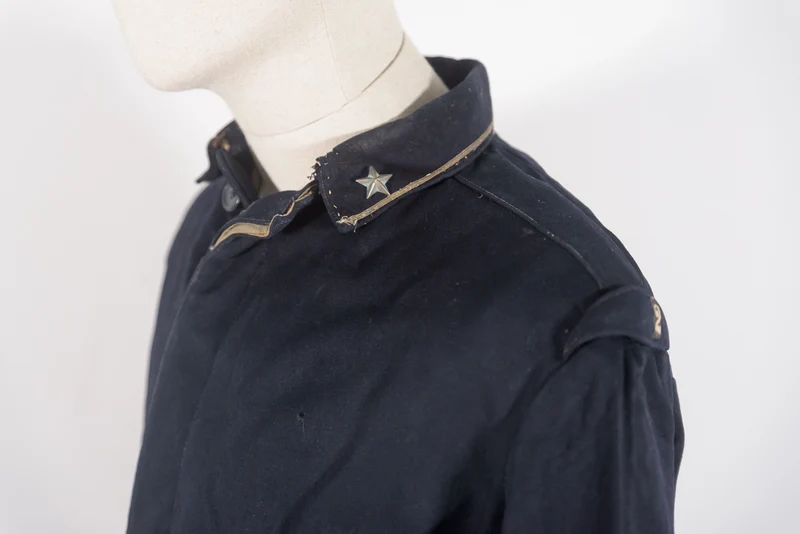 Studentenuniform der REI-Militärakademie, frühes 20. Jahrhundert
