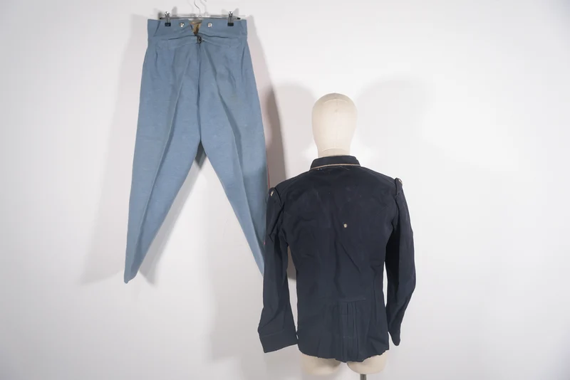 Studentenuniform der REI-Militärakademie, frühes 20. Jahrhundert