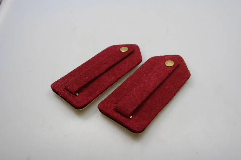 M.34-Schulterpolster mit WW2-Goldplatte