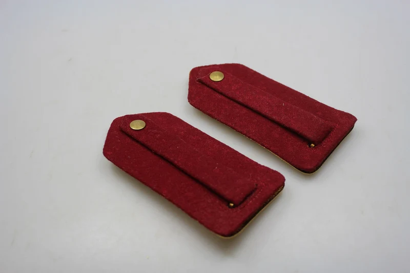 M.34-Schulterpolster mit WW2-Goldplatte