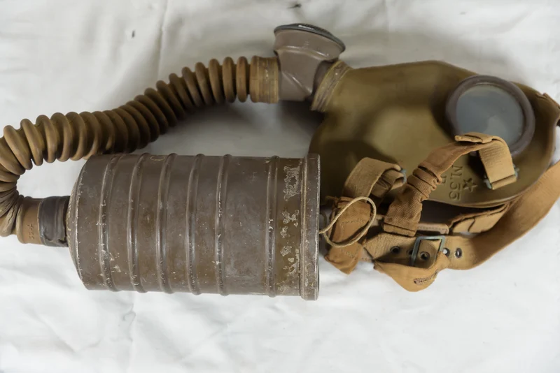 M.33 REI-Gasmaske