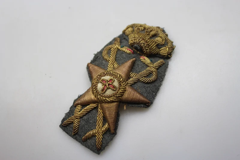 Emblem für die M.34 REI Gesundheitsbeamtenmütze