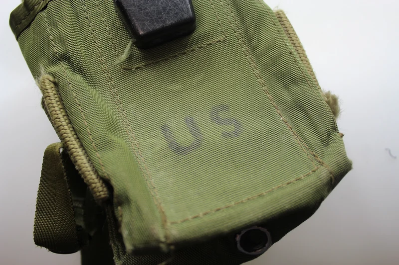 US Army Vietnam - M.69 Magazintasche mit M.16 Magazinen