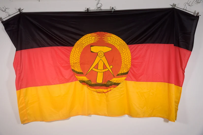 DDR-Flagge - Deutsche Demokratische Republik (1968-1989)