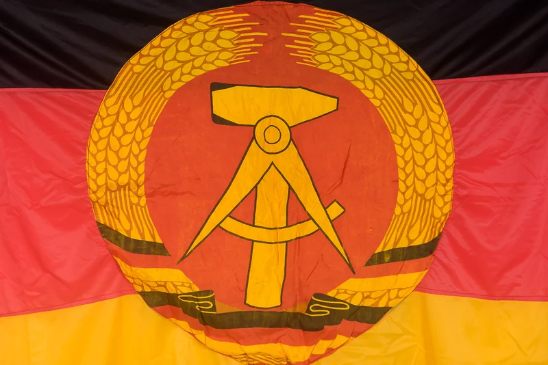 DDR-Flagge - Deutsche Demokratische Republik (1968-1989)