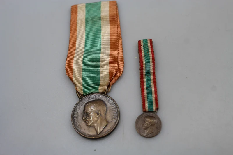 Medaille der italienischen Einheit mit Miniatur