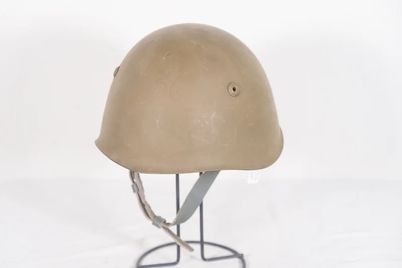 M.33 E Helm aus den 60er Jahren