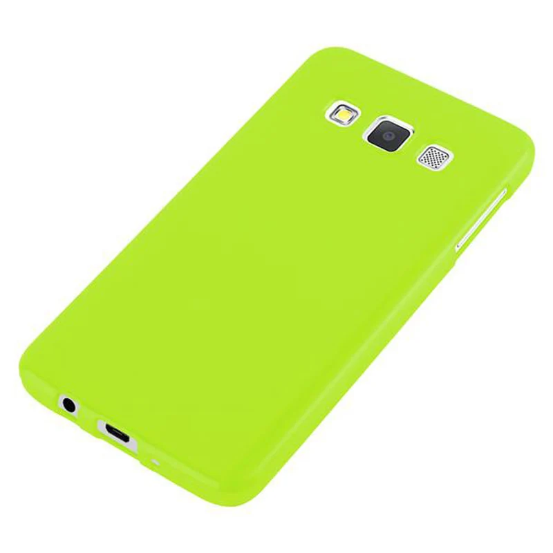 Cadorabo Hülle kompatibel mit Samsung Galaxy A3 2015 Schutzhülle aus flexiblem TPU Silikon