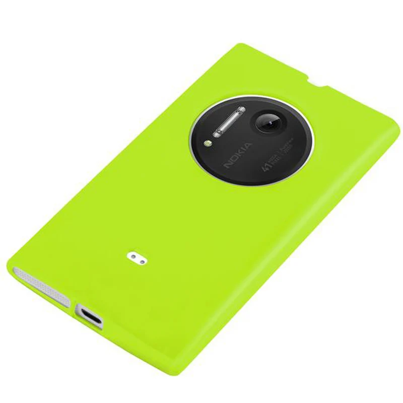 Cadorabo Hülle kompatibel mit Nokia Lumia 1020 Schutzhülle aus flexiblem TPU Silikon