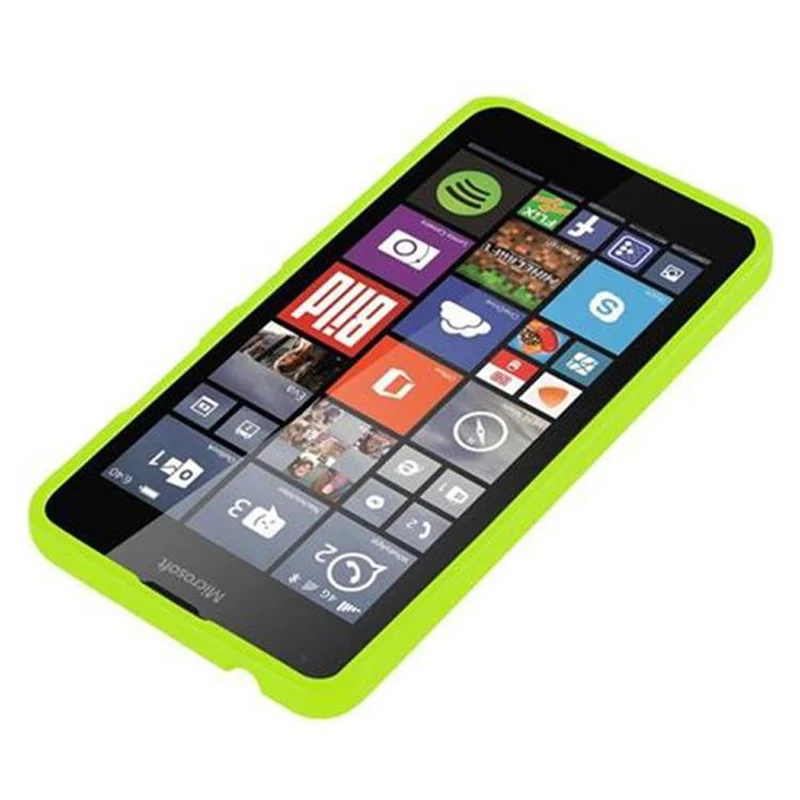 Cadorabo Hülle kompatibel mit Nokia Lumia 640 Schutzhülle aus flexiblem TPU Silikon