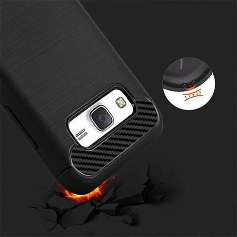 Cadorabo Hülle für Samsung Galaxy J7 2015 Schutzhülle aus flexiblem TPU Silikon in Edelstahl-Karbonfaser Optik