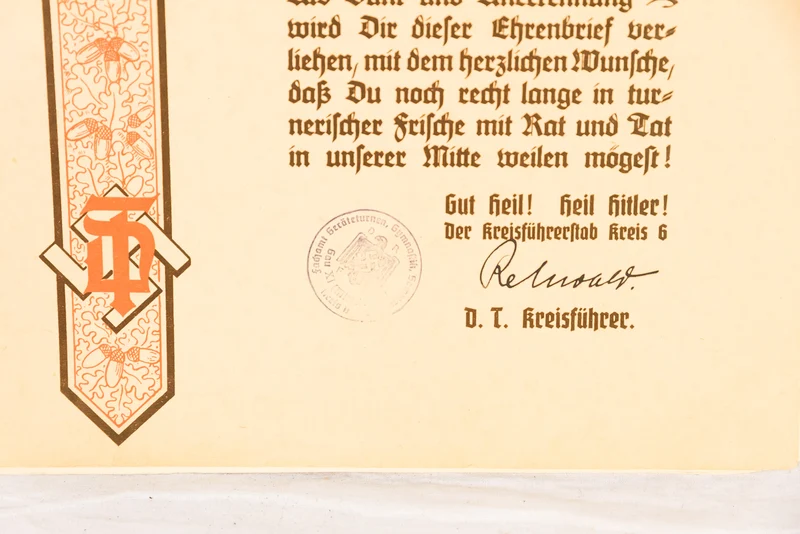 # 4 Urkunden für sportliche Verdienste