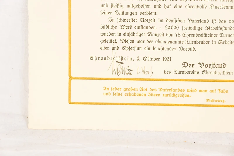 # 4 Urkunden für sportliche Verdienste
