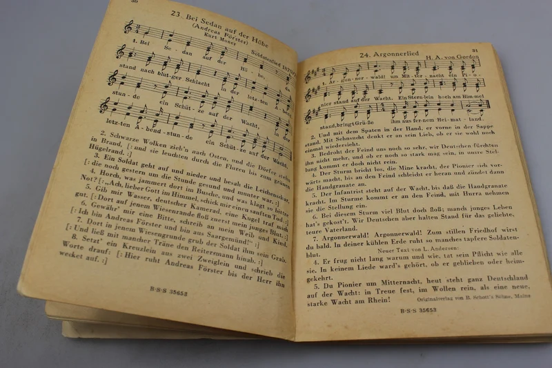 Taschenheft "Liederbuch".