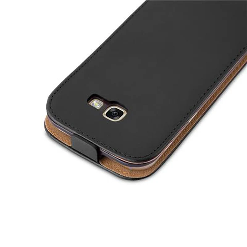 Cadorabo Hülle kompatibel mit Samsung Galaxy A5 2017 Schutzhülle im Flip Design aus glattem Kunstleder
