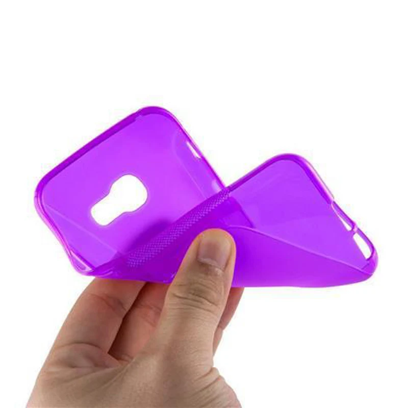 Cadorabo Hülle kompatibel mit Samsung Galaxy A3 2017 Schutzhülle aus flexiblem TPU Silikon