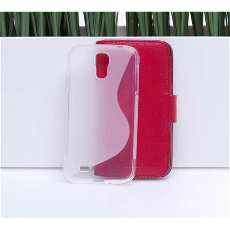 Cadorabo Hülle kompatibel mit Samsung Galaxy A3 2017 Schutzhülle aus flexiblem TPU Silikon