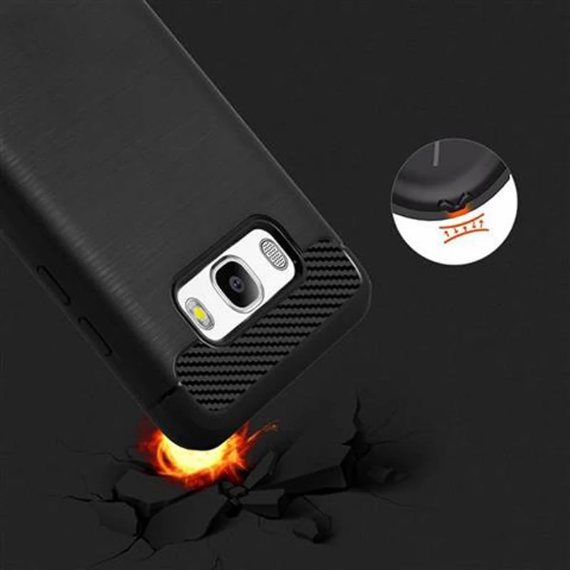 Cadorabo Hülle für Samsung Galaxy J5 2015 Schutzhülle aus flexiblem TPU Silikon in Edelstahl-Karbonfaser Optik
