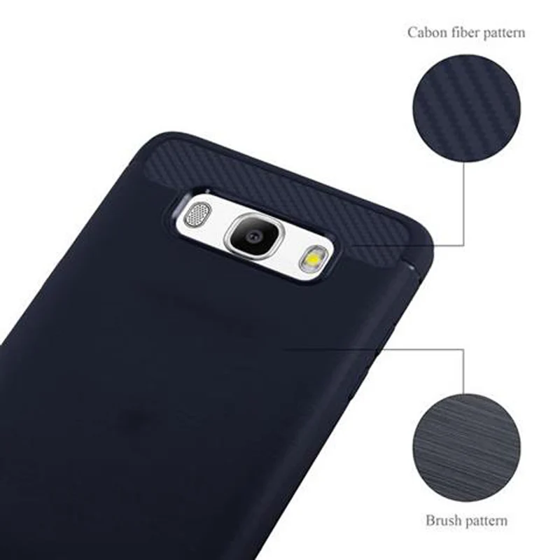 Cadorabo Hülle für Samsung Galaxy J5 2015 Schutzhülle aus flexiblem TPU Silikon in Edelstahl-Karbonfaser Optik