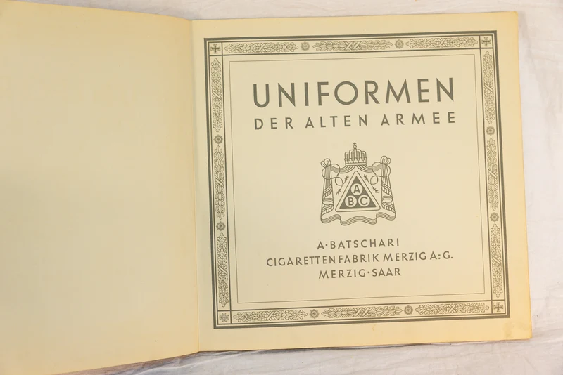 Stickeralbum "Uniformen der Alten Armee".