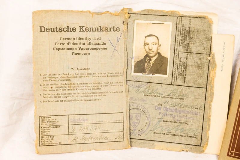Konvolut Luftschutz mit Wehrpass