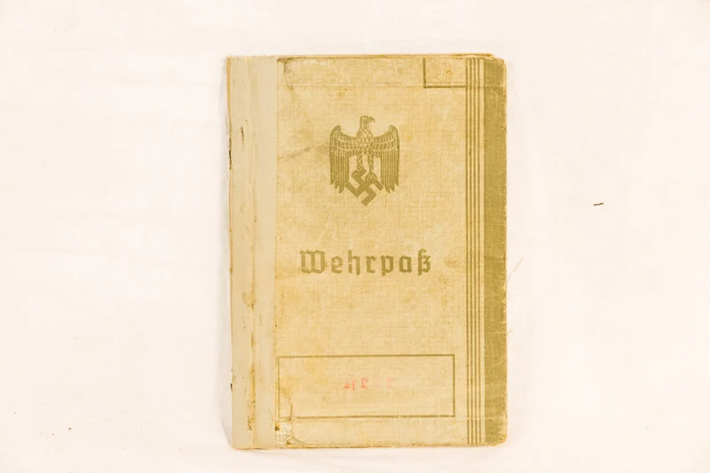 Konvolut Luftschutz mit Wehrpass