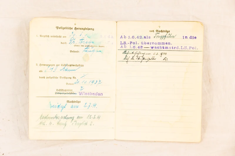 Konvolut Luftschutz mit Wehrpass