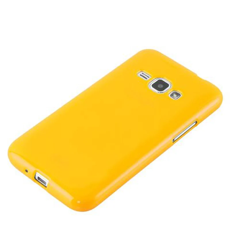 Cadorabo Hülle kompatibel mit Samsung Galaxy J1 2015 Schutzhülle aus flexiblem TPU Silikon