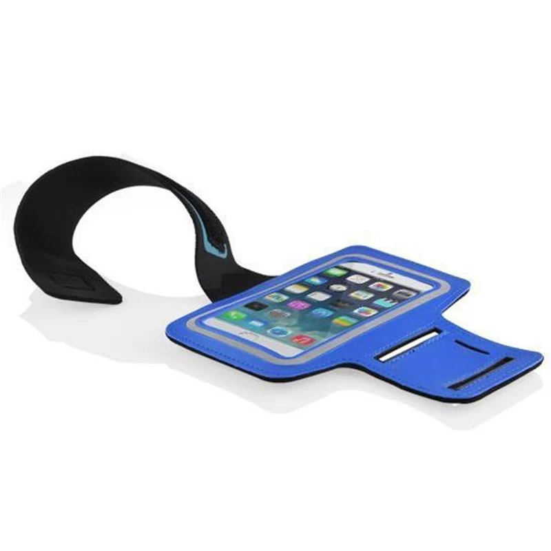 Cadorabo Neopren Smartphone Sport Armband Fitnessstudio Jogging Armband Oberarmtasche kompatibel mit 4.5 - 5 Zoll 4.5 - 5 Zoll Handys mit Schlüsselfach und Kopfhöreranschluss in BLAU