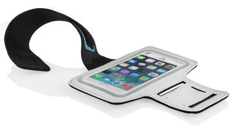 Cadorabo Neopren Smartphone Sport Armband Fitnessstudio Jogging Armband Oberarmtasche kompatibel mit 4.5 - 5 Zoll 4.5 - 5 Zoll Handys mit Schlüsselfach und Kopfhöreranschluss in BLAU