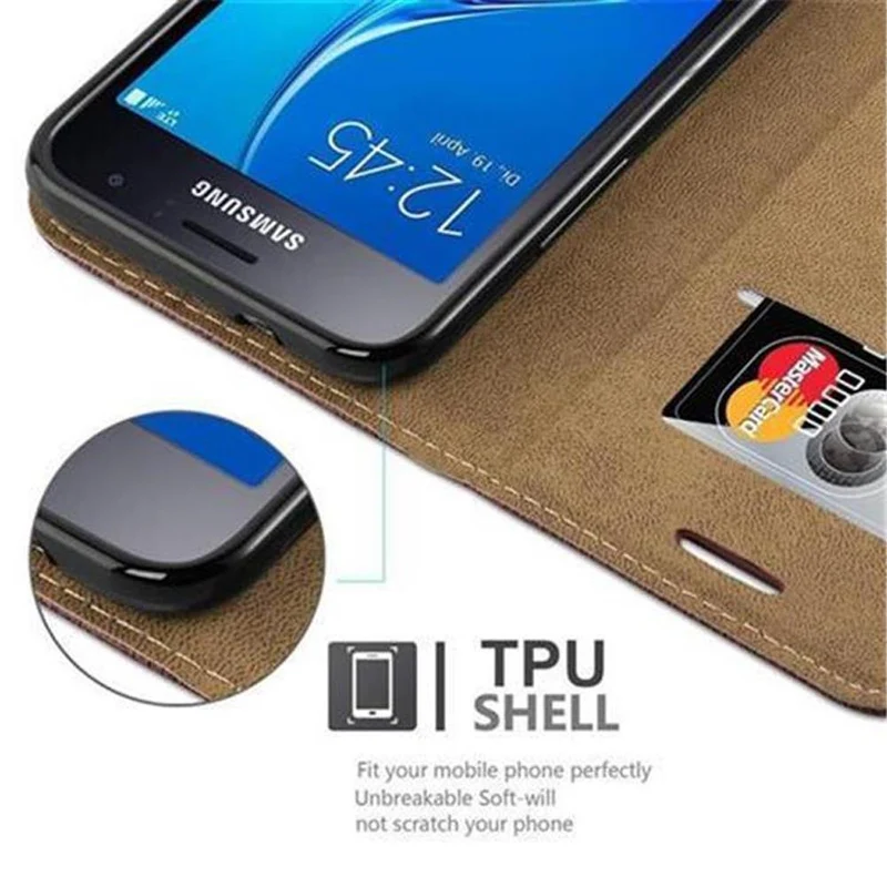 Cadorabo Hülle kompatibel mit Samsung Galaxy J1 2016 Schutzhülle mit Standfunktion und Kartenfach in Bast-Optik