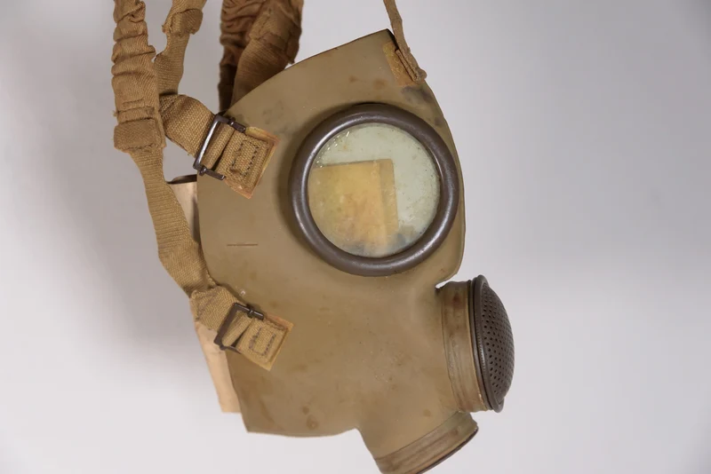 Gasmaske T.35 Größe III -REI WW 2