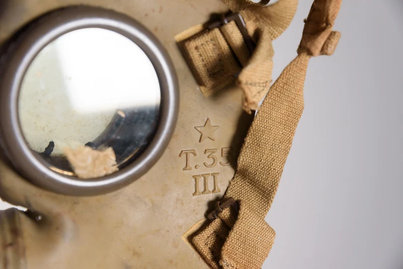 Gasmaske T.35 Größe III -REI WW 2