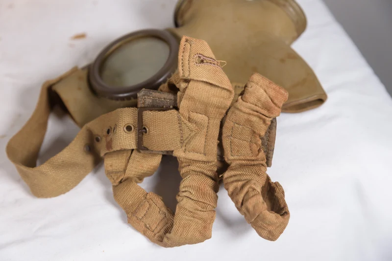 Gasmaske T.35 Größe III -REI WW 2