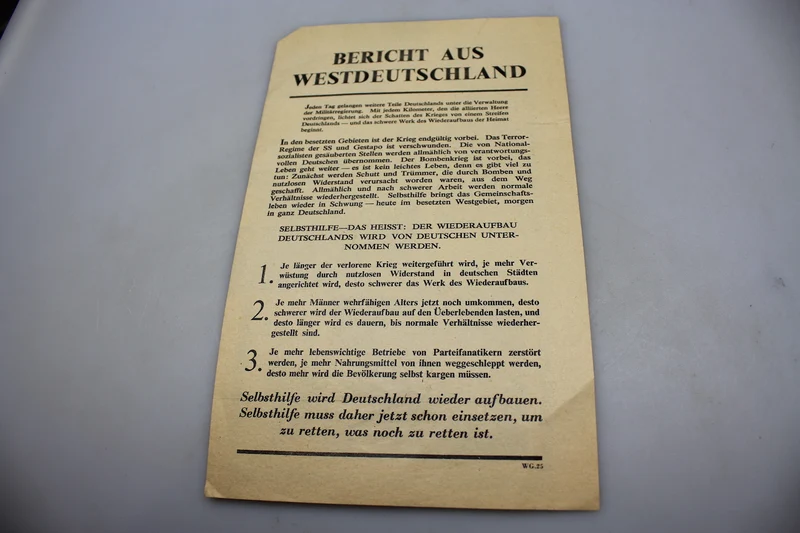 Anti-Nazi-Propagandaflugblatt der Alliierten.