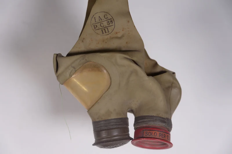 PC-38 Gasmaske - IAC 2. Weltkrieg