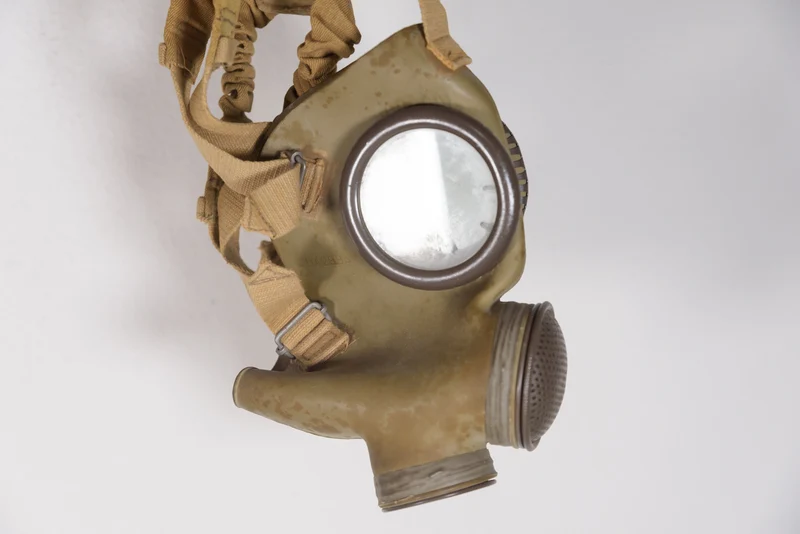 Gasmaske T.35 Größe III -REI WW 2