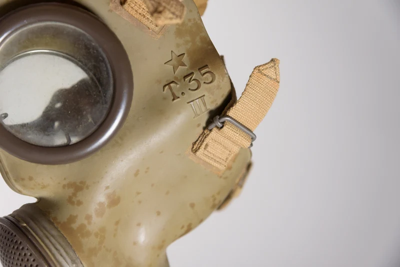 Gasmaske T.35 Größe III -REI WW 2