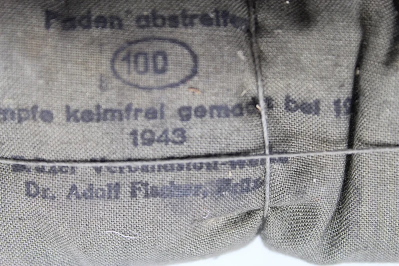 Verbandspakete WH 1943