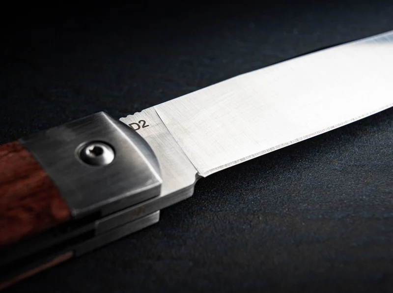 Böker Plus Bonfire Bubinga Zweihand Klappmesser