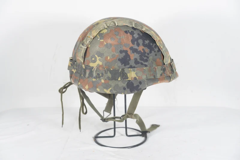 M.71 Fallschirmjägerhelm der Bundeswehr