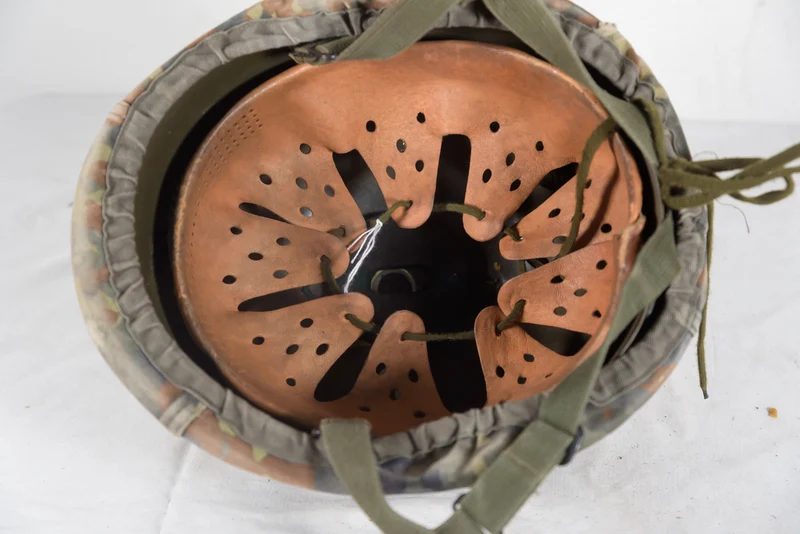 M.71 Fallschirmjägerhelm der Bundeswehr