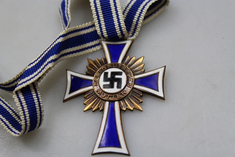 Mutterkreuz 3. Klasse „Bronze“