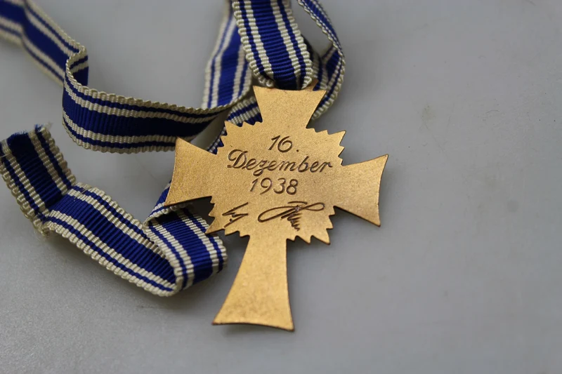 Mutterkreuz 3. Klasse „Bronze“