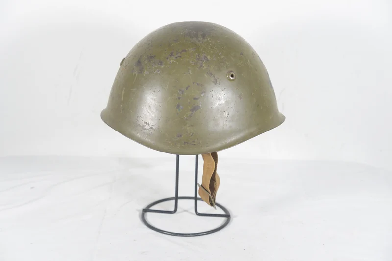 Helm M.33 Kommissariat der italienischen Armee der 70er Jahre