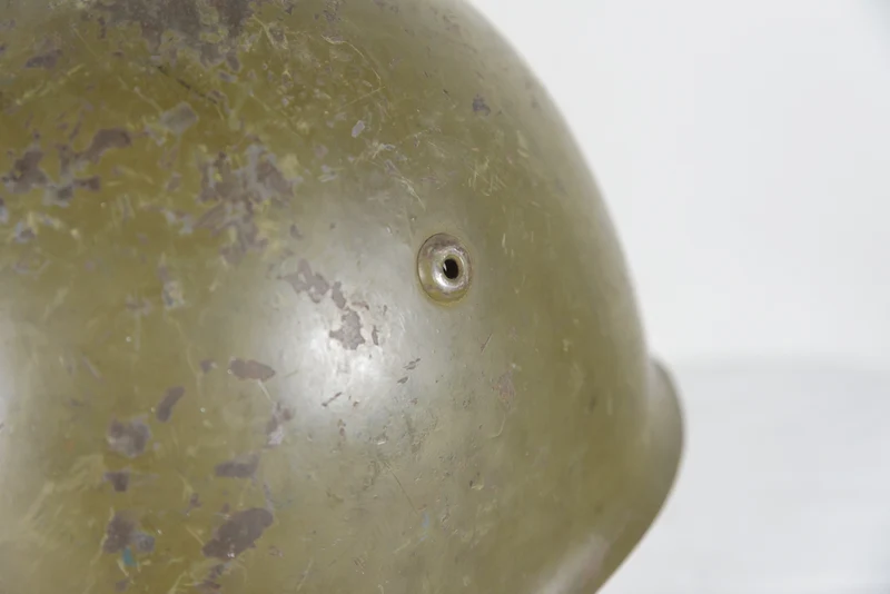Helm M.33 Kommissariat der italienischen Armee der 70er Jahre